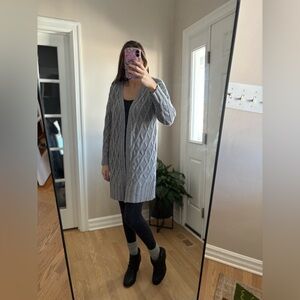 Elegant Gray Women's Cable Knit Cardigan